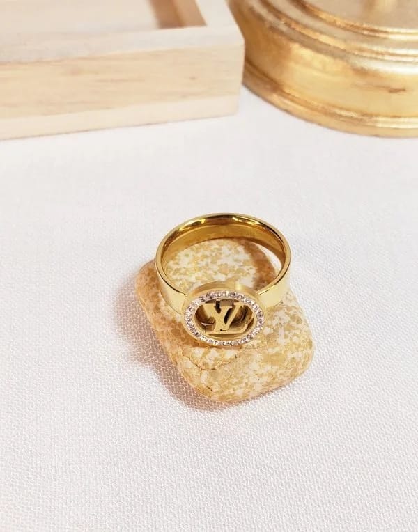 LV Ring